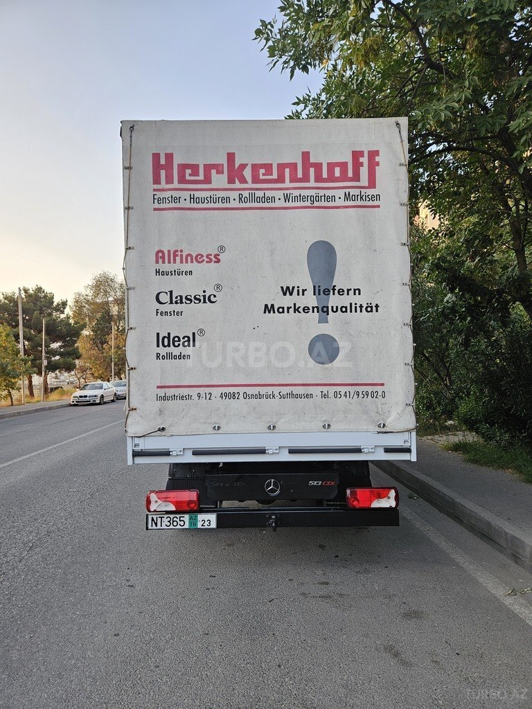 Mercedes Sprinter 513