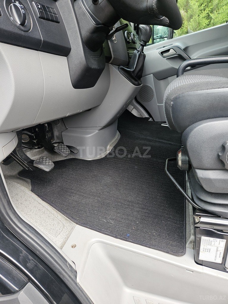 Mercedes Sprinter 513