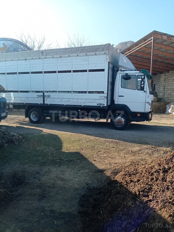 Mercedes Atego 814