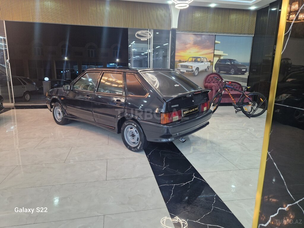 LADA (VAZ) 2114