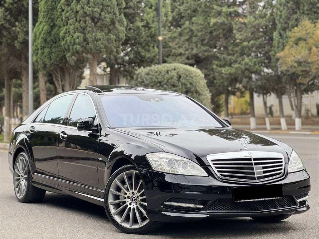 Mercedes S 500 4MATIC