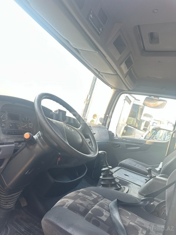 Mercedes Atego 818