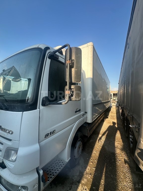 Mercedes Atego 818