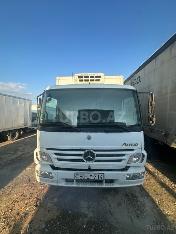 Mercedes Atego 818