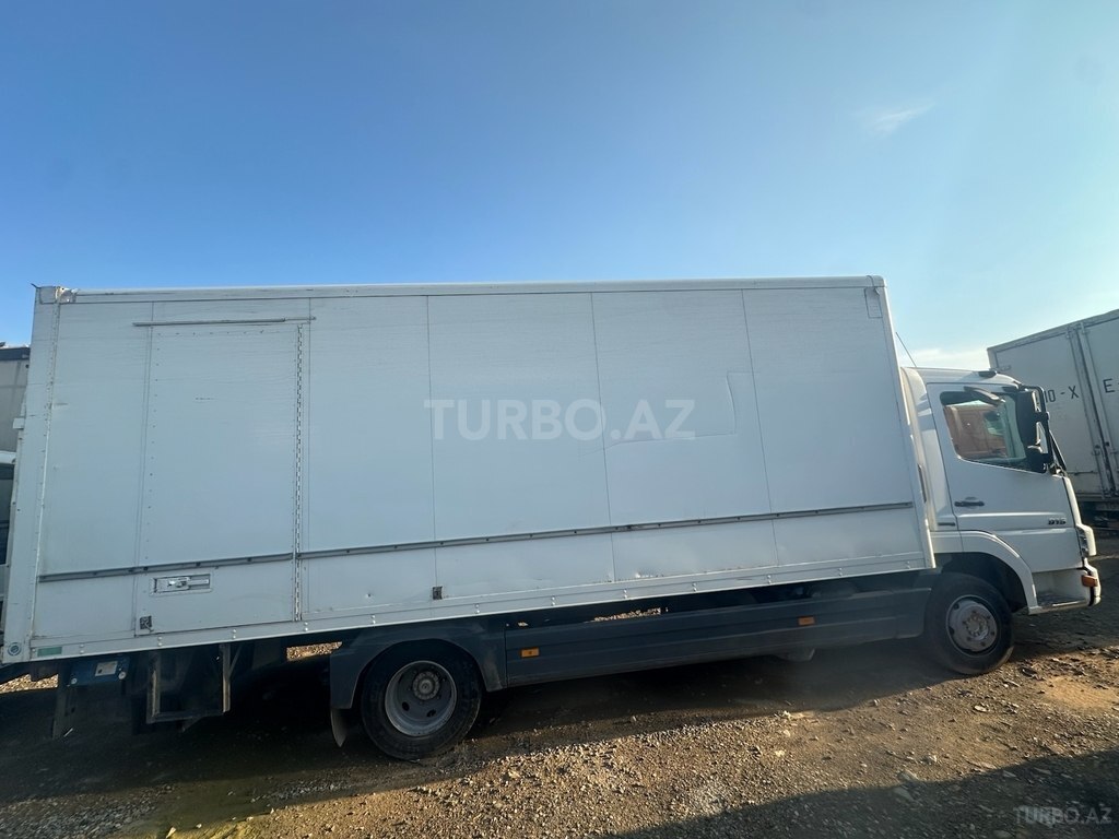 Mercedes Atego 818