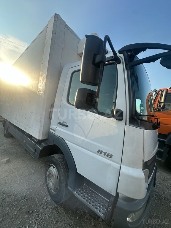 Mercedes Atego 818