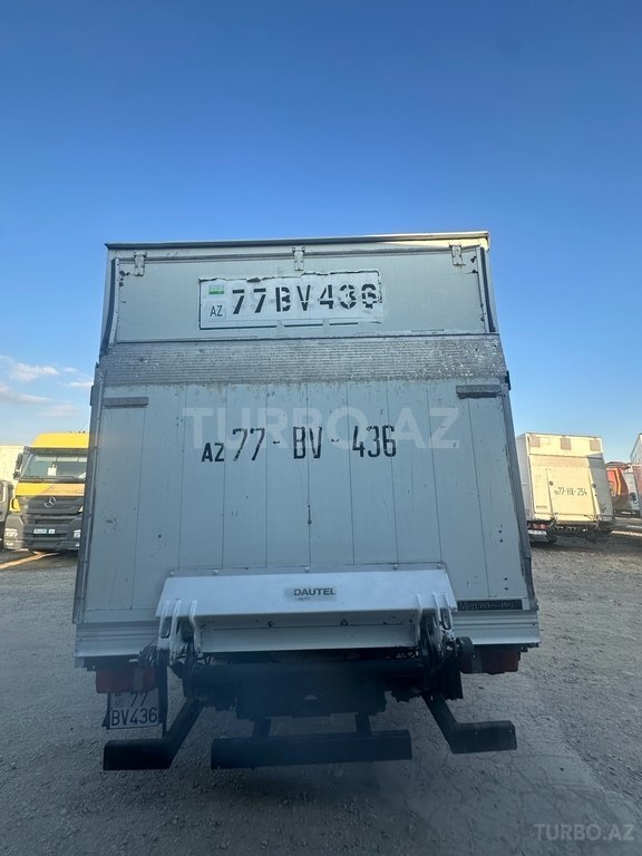 Mercedes Atego 818