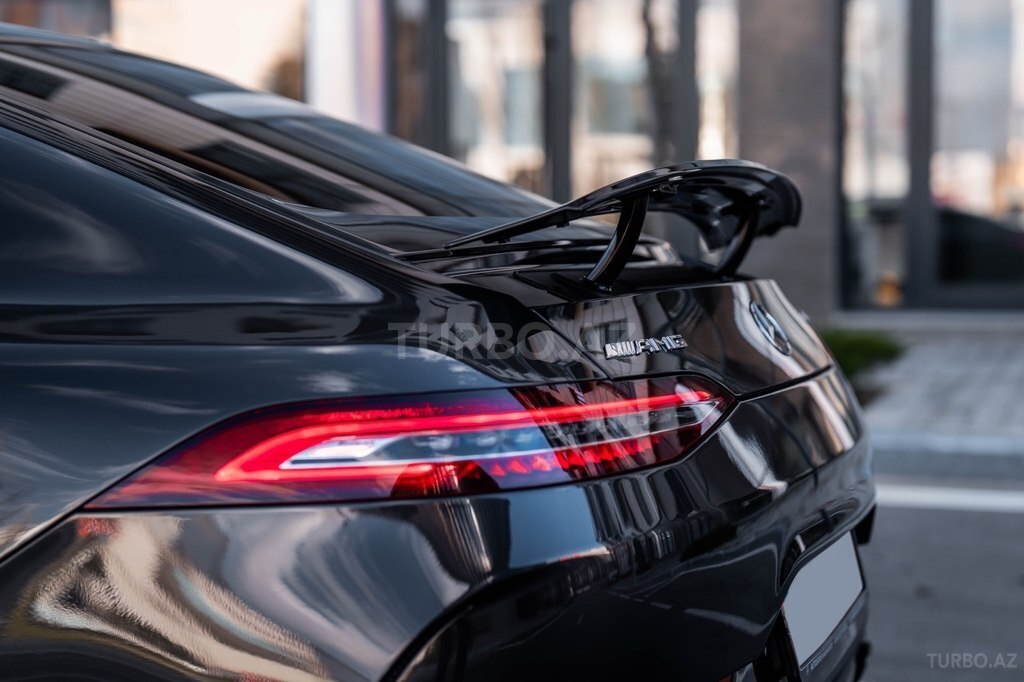 Mercedes AMG GT 53 4MATIC+