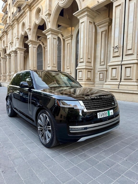 1/43ème - RANGE-ROVER 5 portes