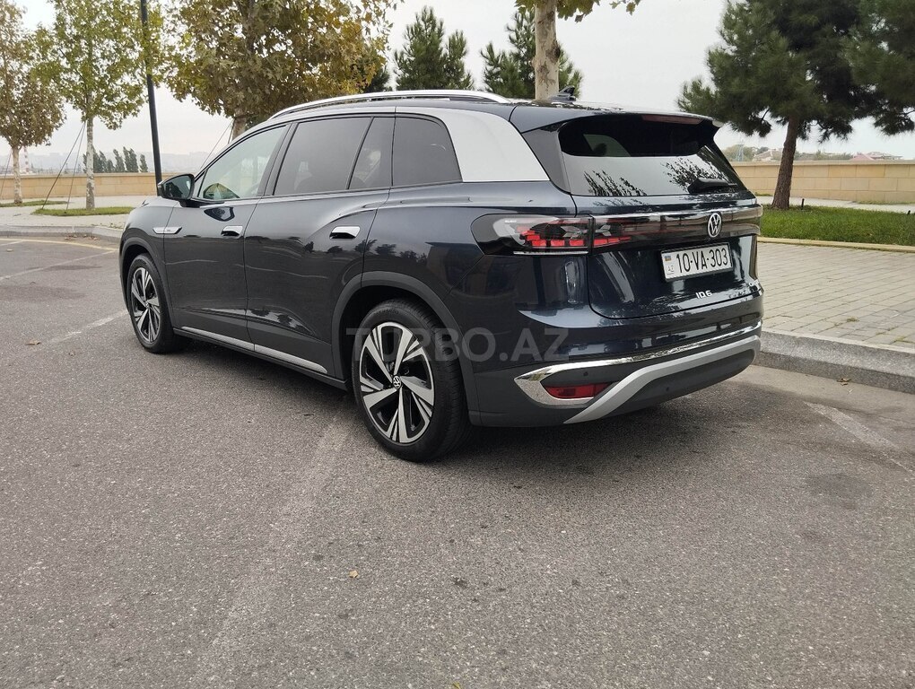 Volkswagen ID.6 Crozz