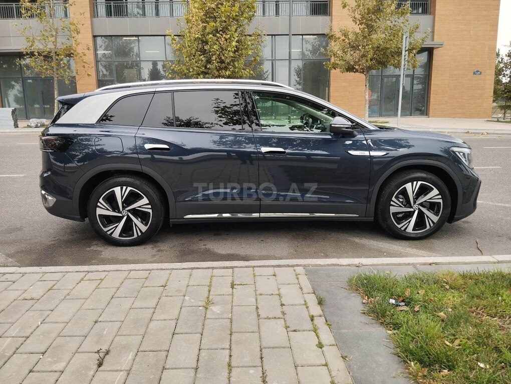 Volkswagen ID.6 Crozz