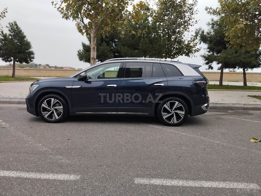 Volkswagen ID.6 Crozz