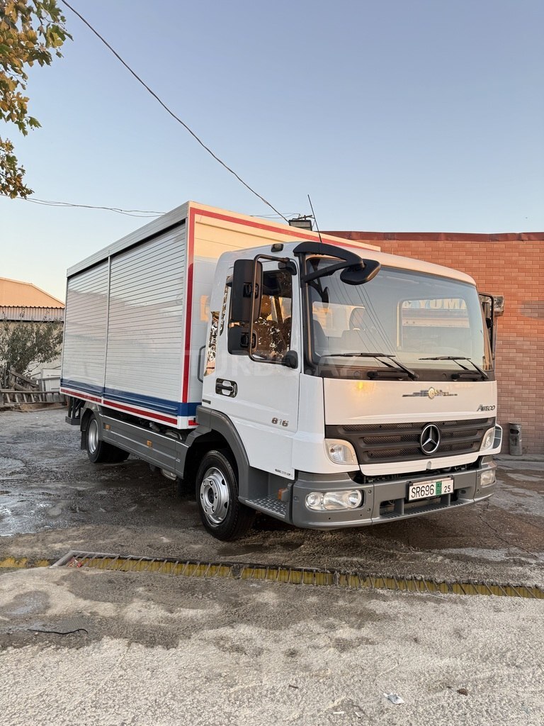 Mercedes Atego 816