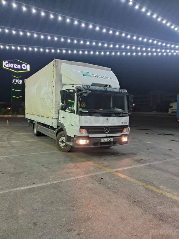Mercedes Atego 818