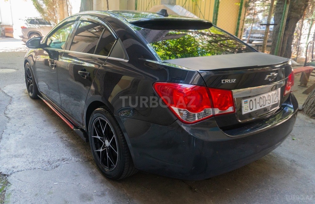 Frangivento Anteriori In Acrilico Per Chevrolet Cruze 4 Porte (2009-2016). Deflettori D'Aria Su Misura, Antipioggia E Antineve. Vetro Acrilico Di Pregio Per Uno Stile Sportivo E Guida Rilassata. - 5