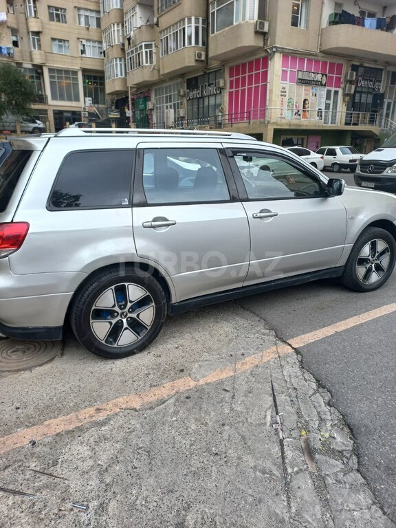 Mitsubishi Airtrek