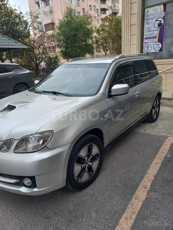 Mitsubishi Airtrek