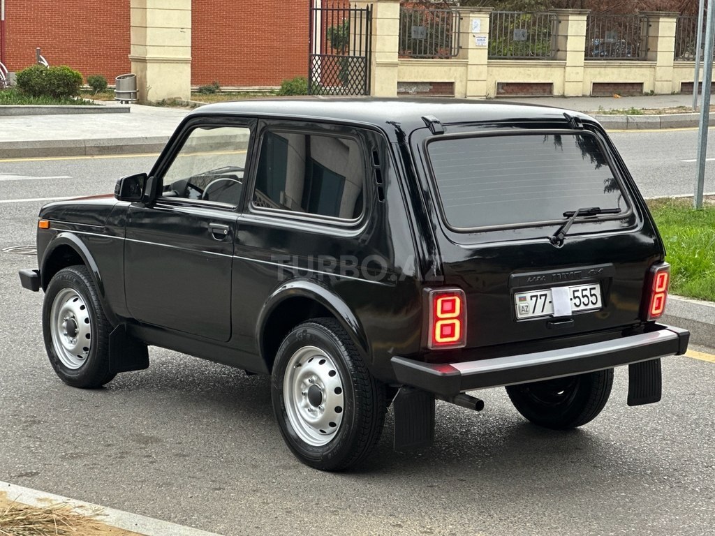 LADA (VAZ) Niva