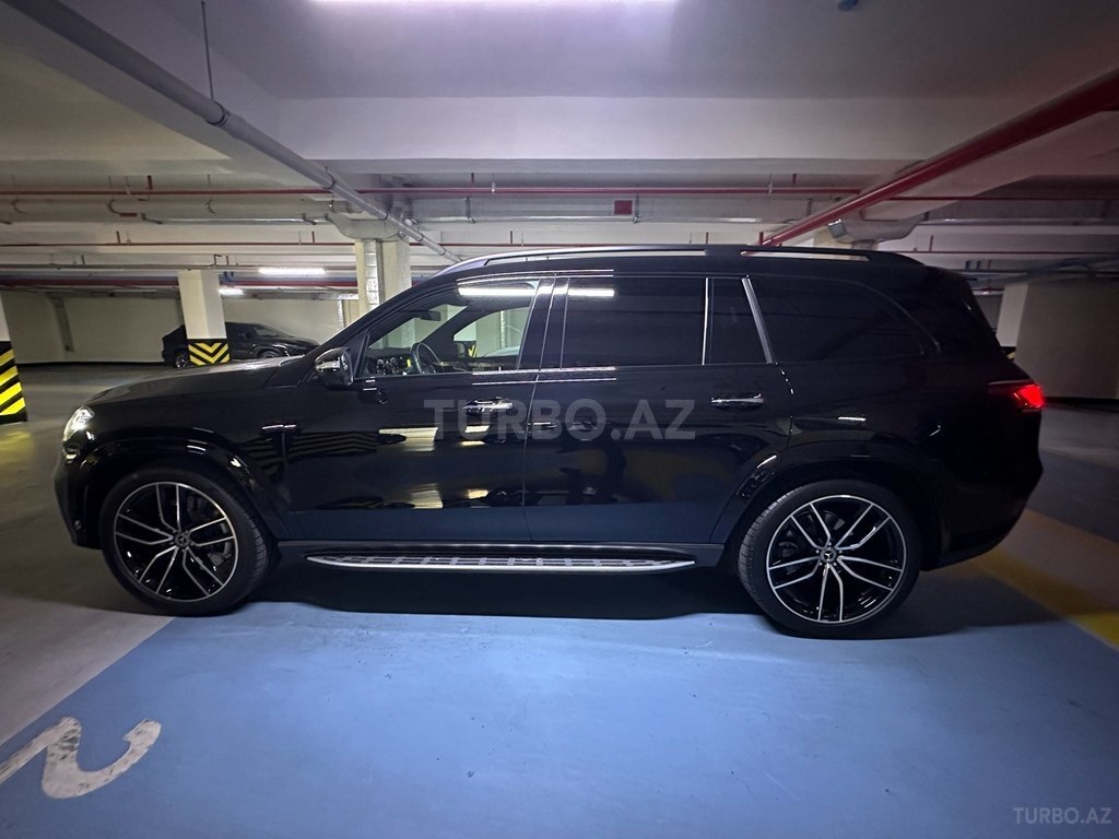 Mercedes GLS 450 4MATIC
