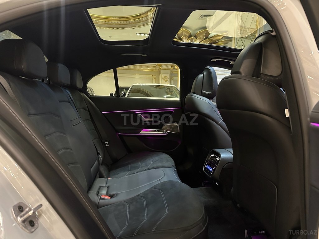Mercedes E 400 e 4MATIC