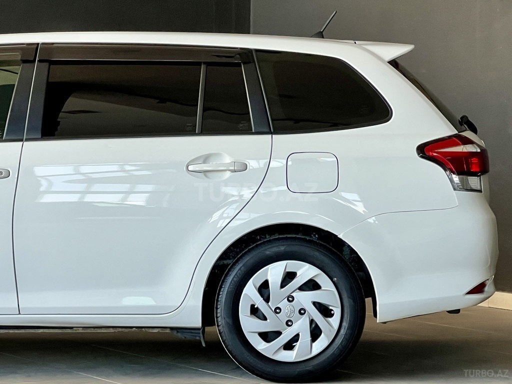 Toyota Corolla Fielder