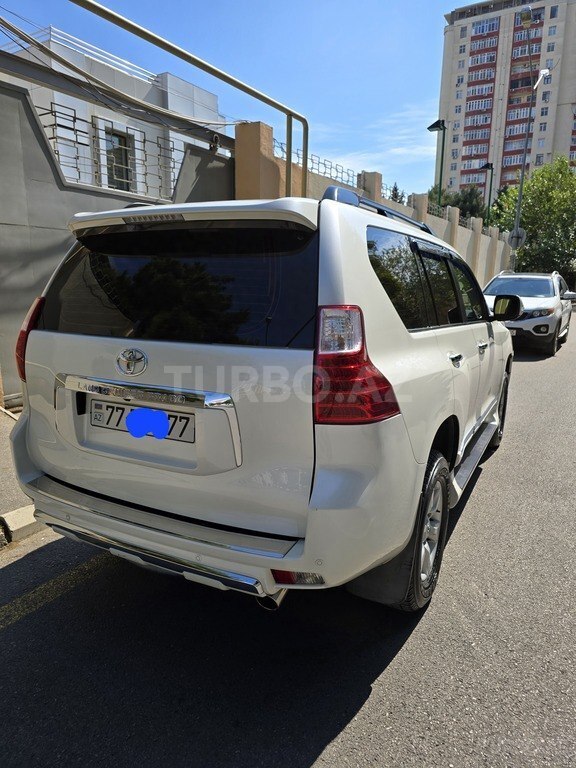 Toyota Land Cruiser Prado