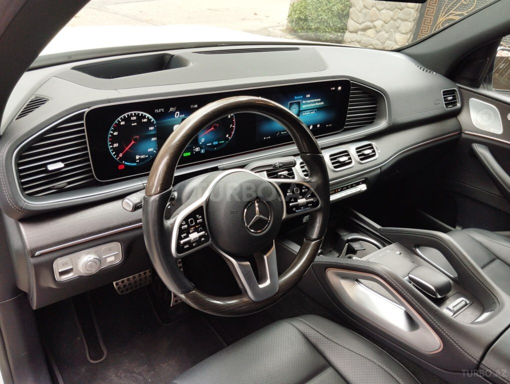 Mercedes GLS 450 4MATIC