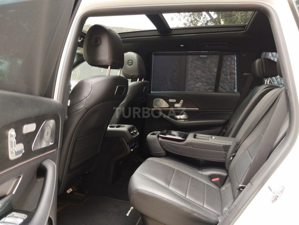 Mercedes GLS 450 4MATIC