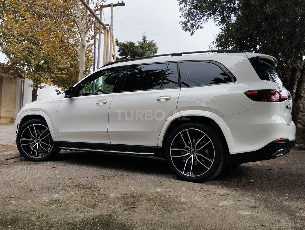 Mercedes GLS 450 4MATIC