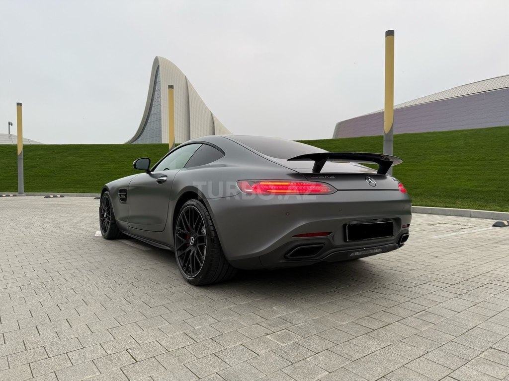 Mercedes AMG GT S