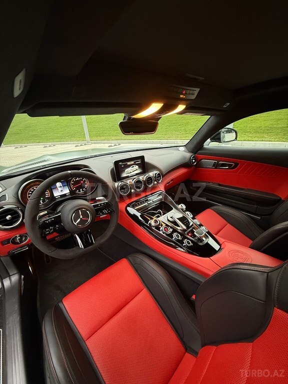 Mercedes AMG GT S
