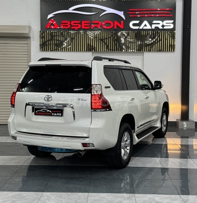 Toyota Land Cruiser Prado