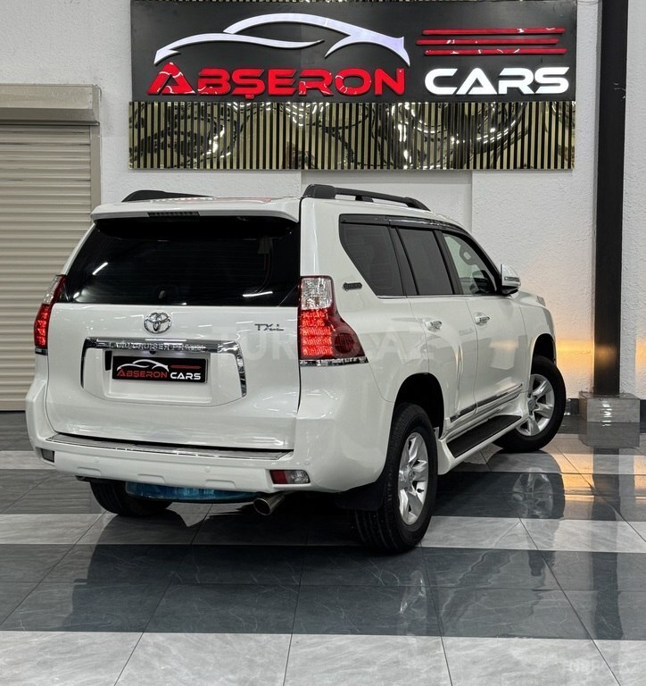 Toyota Land Cruiser Prado