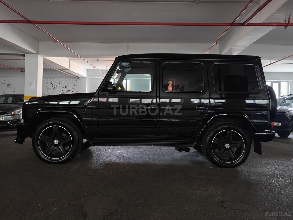 Mercedes G 300