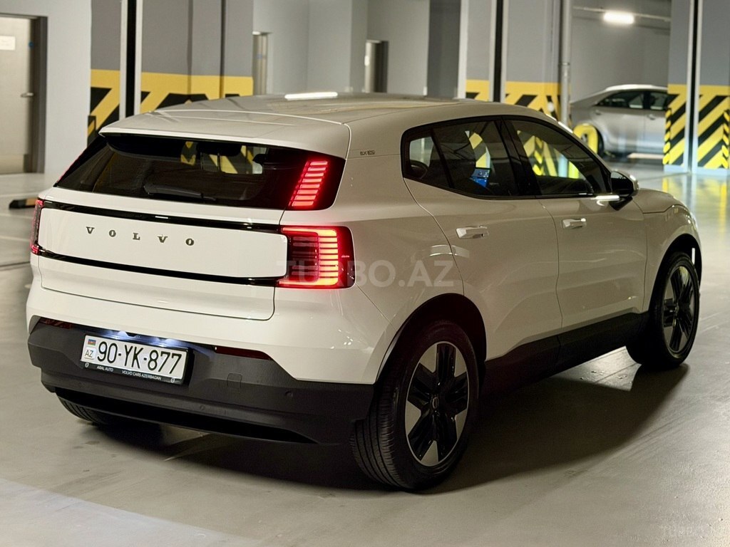 Volvo EX30