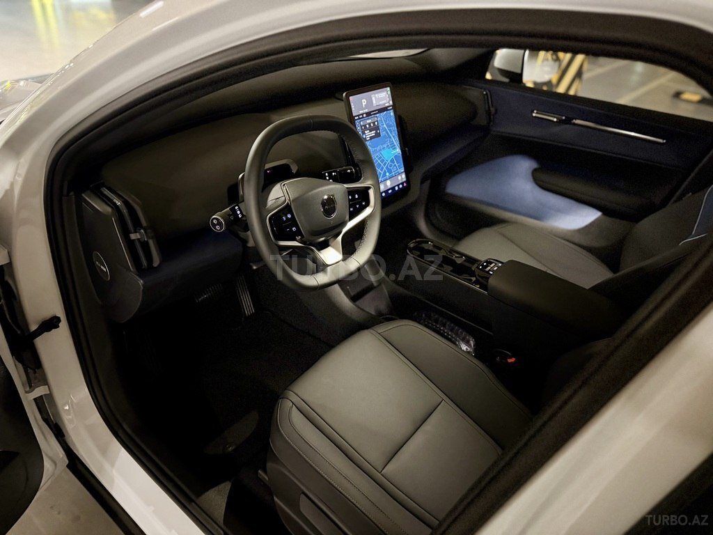 Volvo EX30