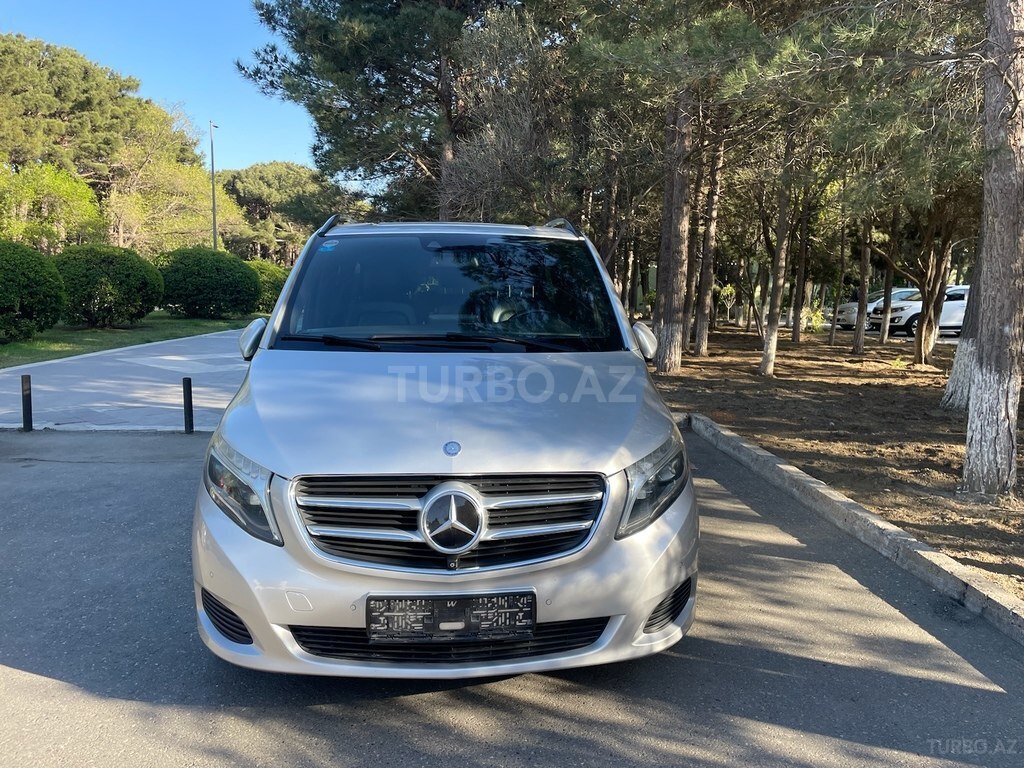 Mercedes V 250