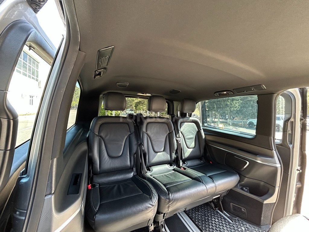Mercedes V 250