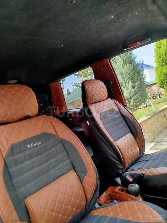 Mitsubishi Pajero io