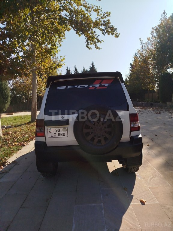 Mitsubishi Pajero io