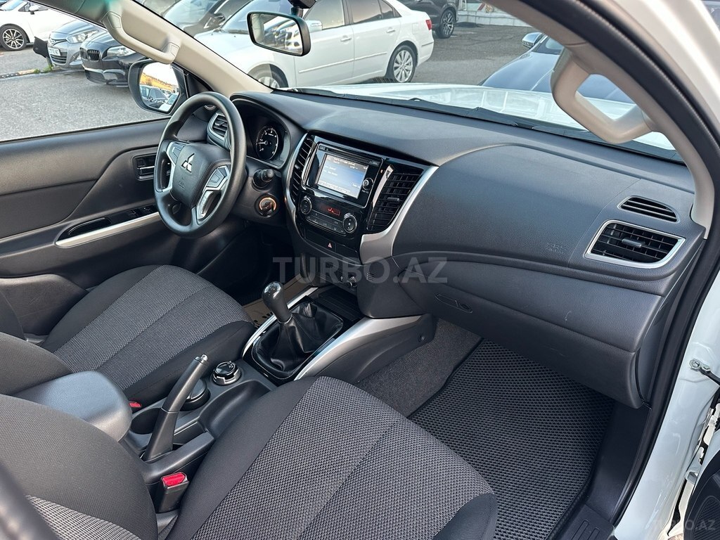 Mitsubishi L200