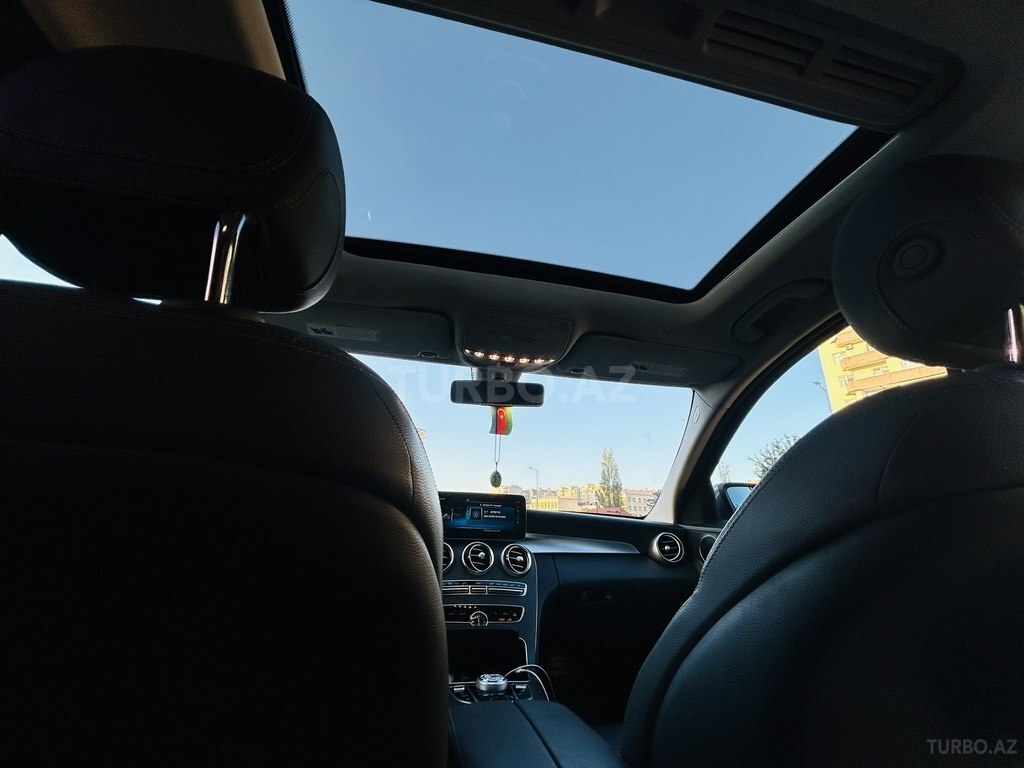Mercedes C 300