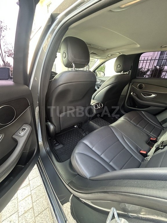 Mercedes C 300