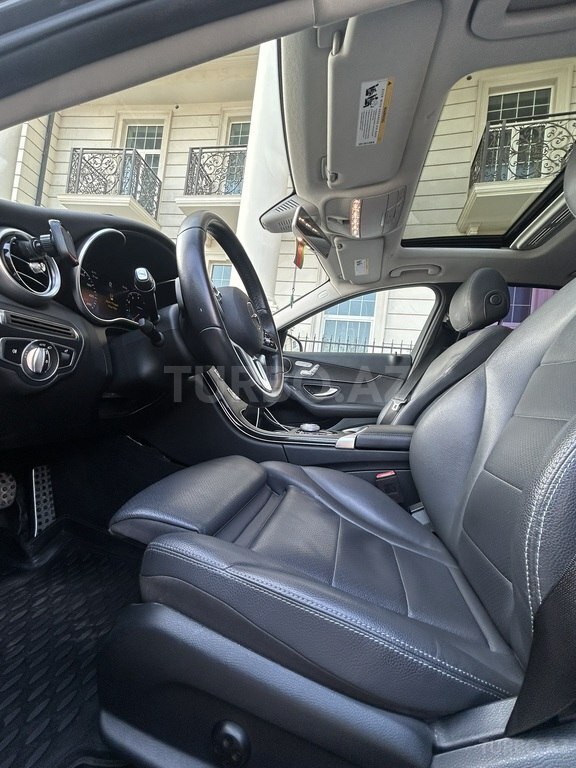Mercedes C 300