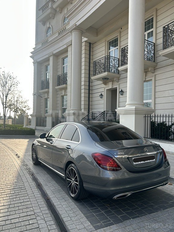 Mercedes C 300