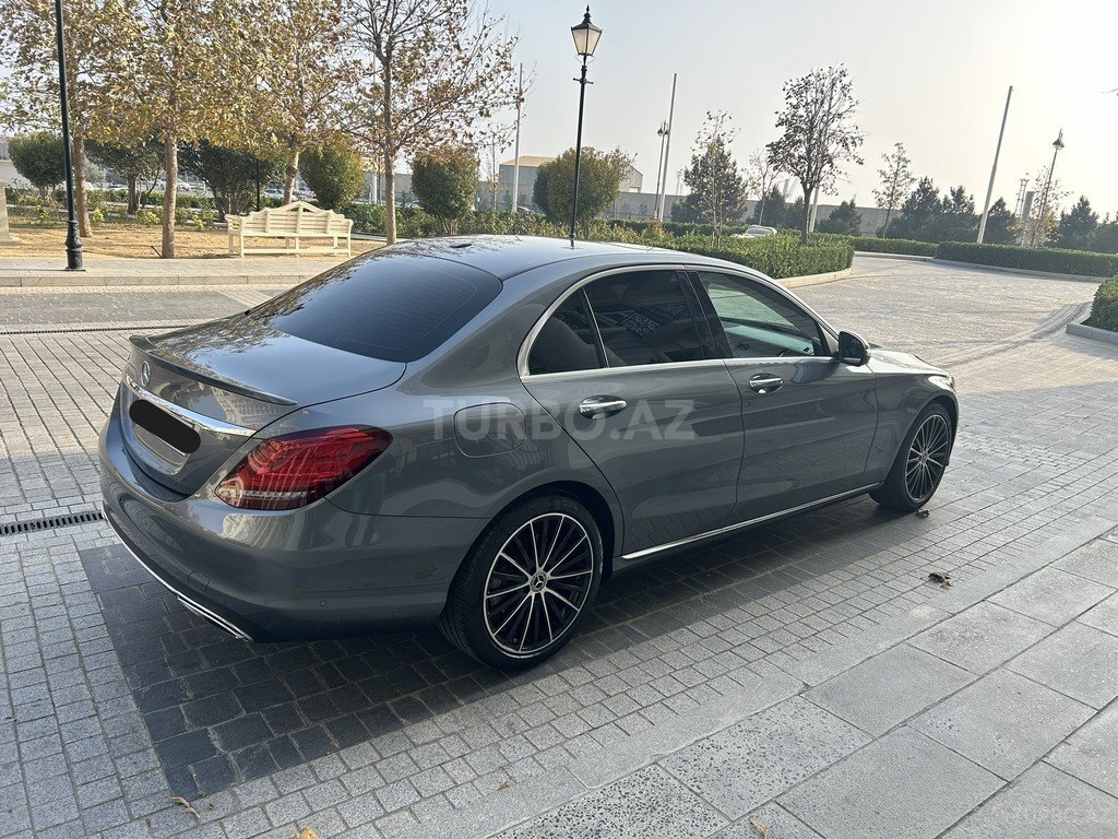 Mercedes C 300