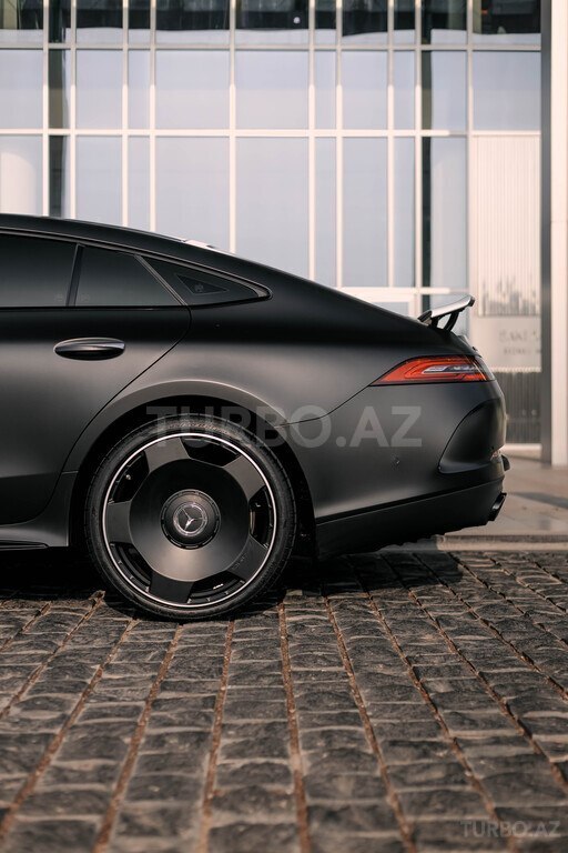 Mercedes AMG GT 43 4MATIC+