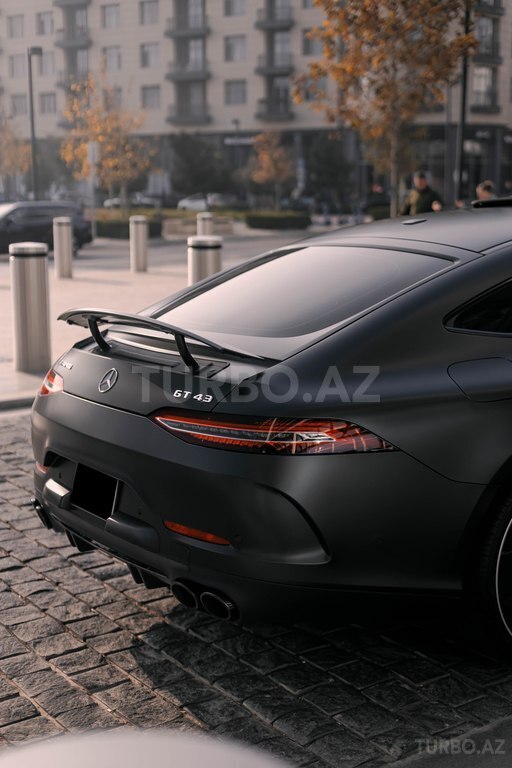 Mercedes AMG GT 43 4MATIC+