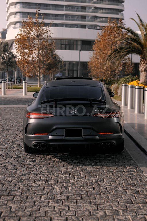 Mercedes AMG GT 43 4MATIC+