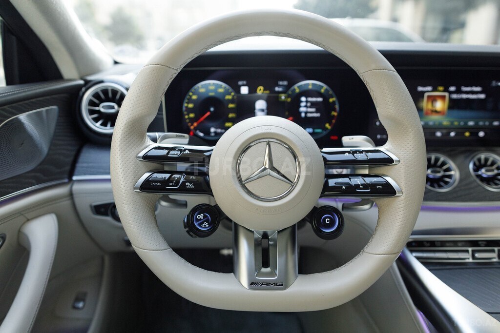 Mercedes AMG GT 43 4MATIC+
